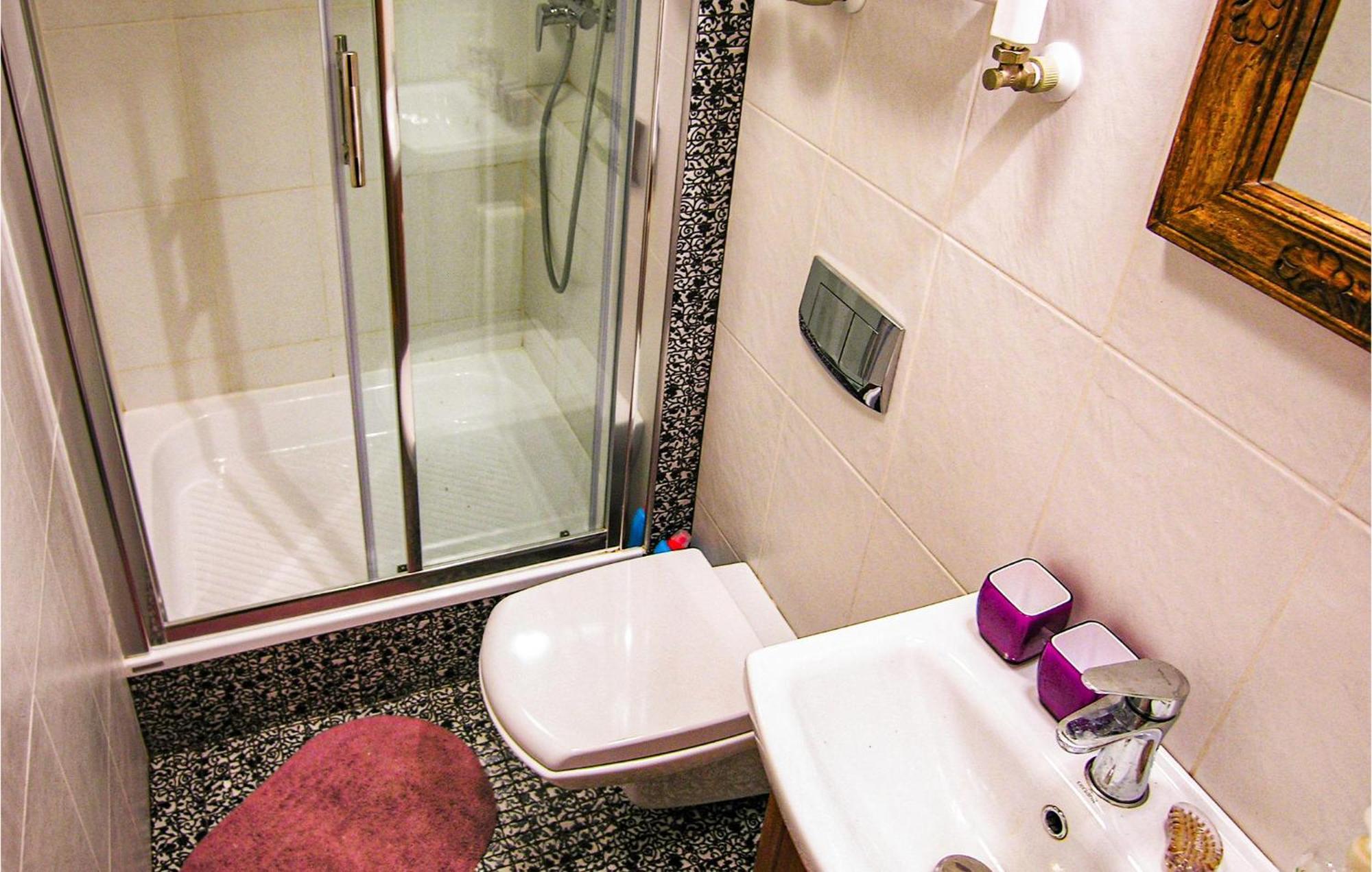 Awesome Home In Pleszew With Wifi Zawidowice Esterno foto
